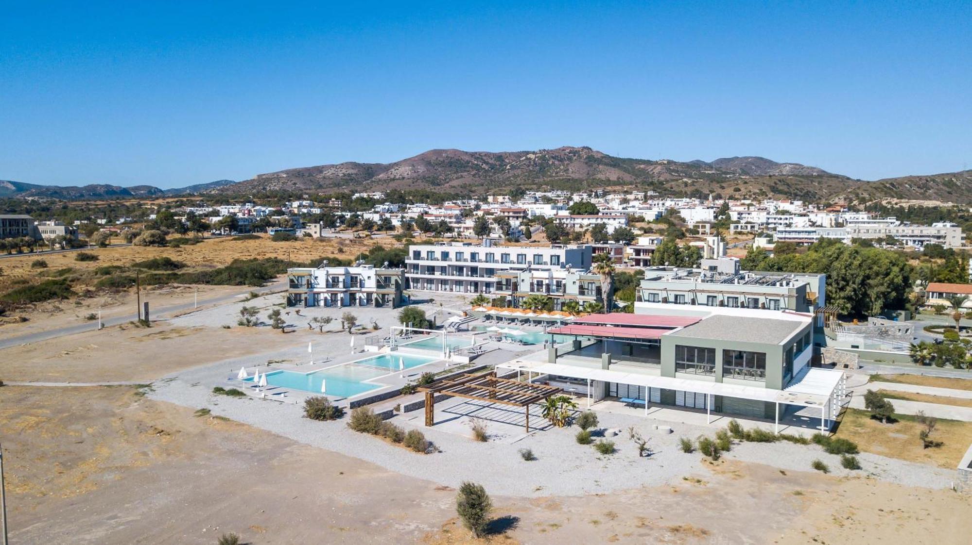 Ampelia Sea Side Hotel Gennadi
