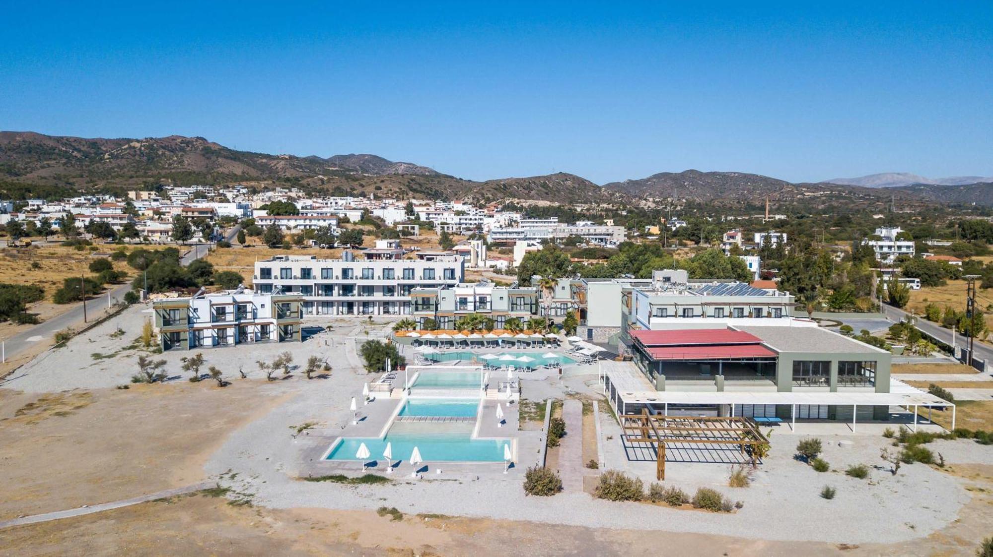 Ampelia Sea Side Hotel 4*