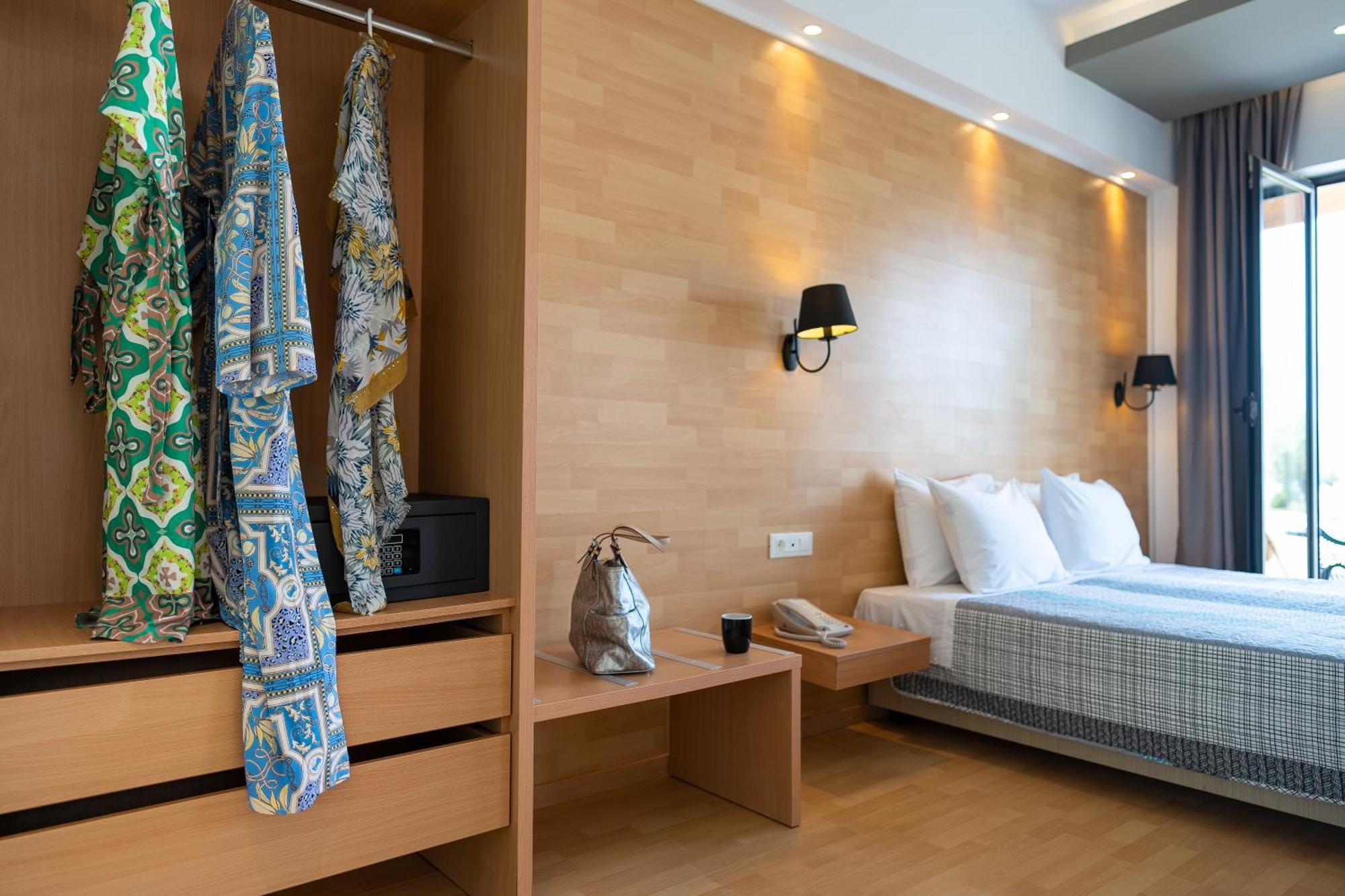 Hotel Ampelia Sea Side Gennadi